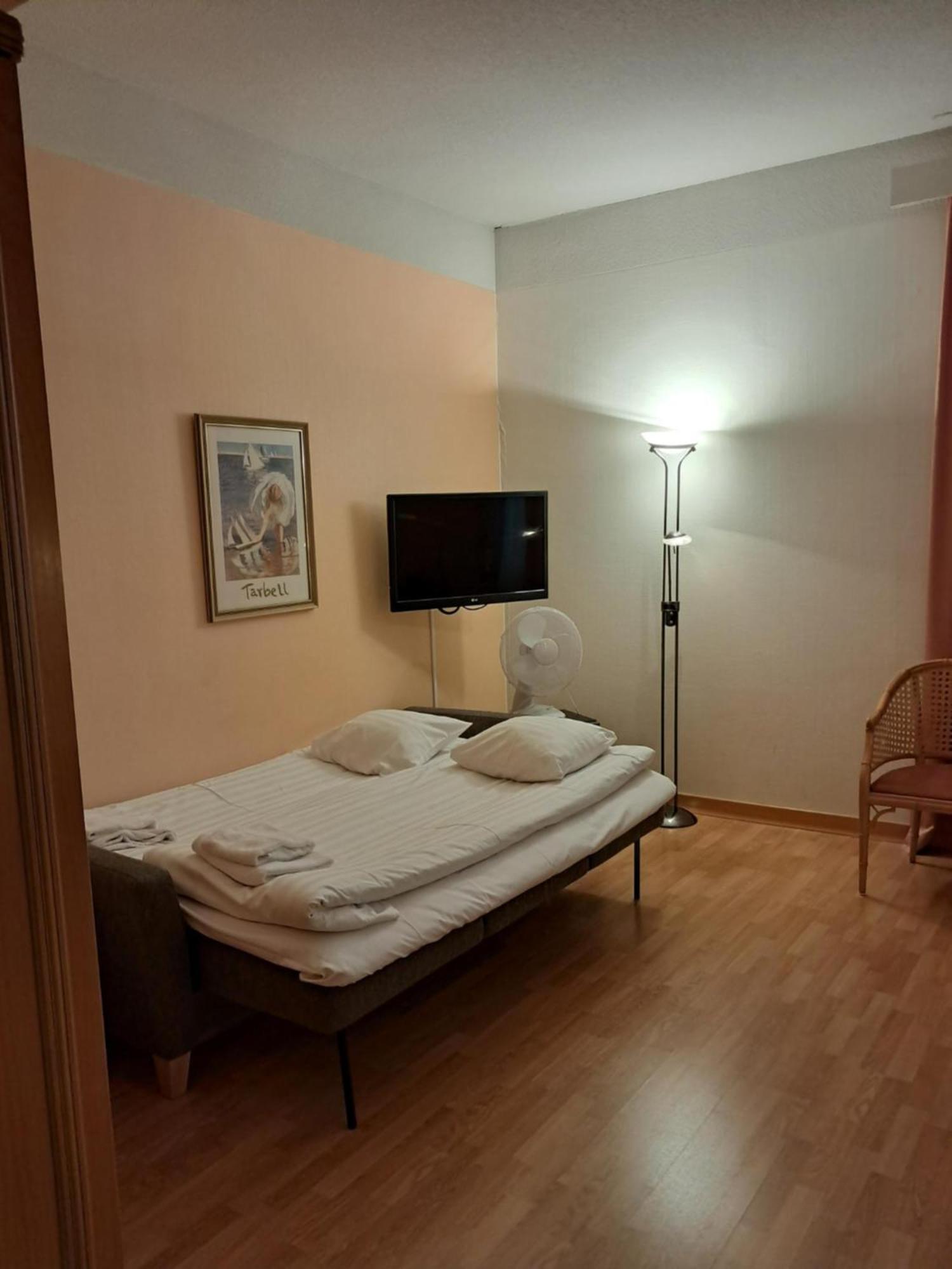 Hiisi Hotel Turku Seaport Extérieur photo