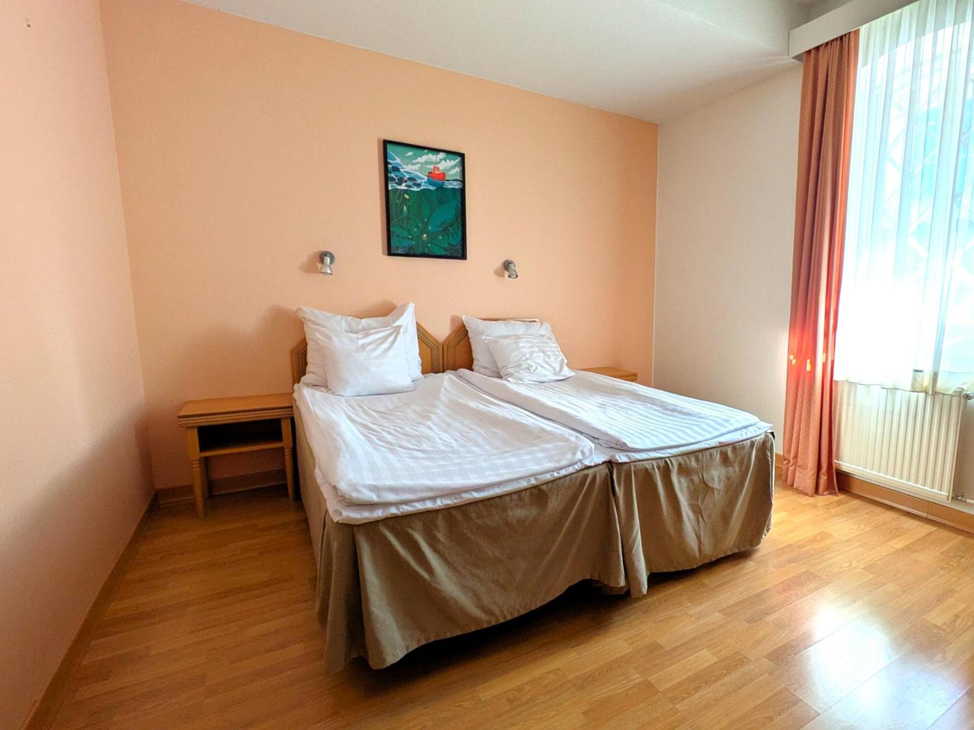 Hiisi Hotel Turku Seaport Extérieur photo