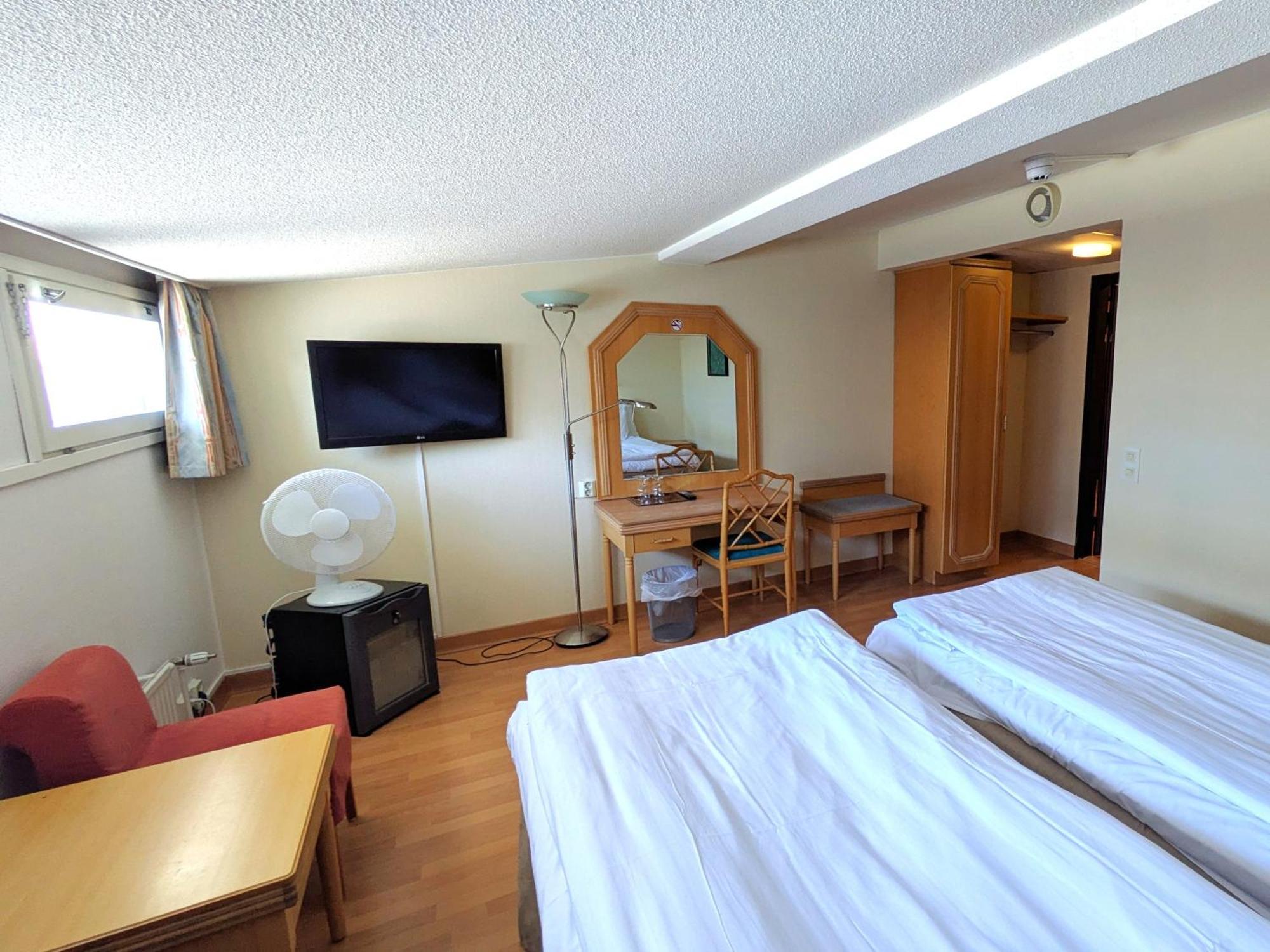 Hiisi Hotel Turku Seaport Extérieur photo