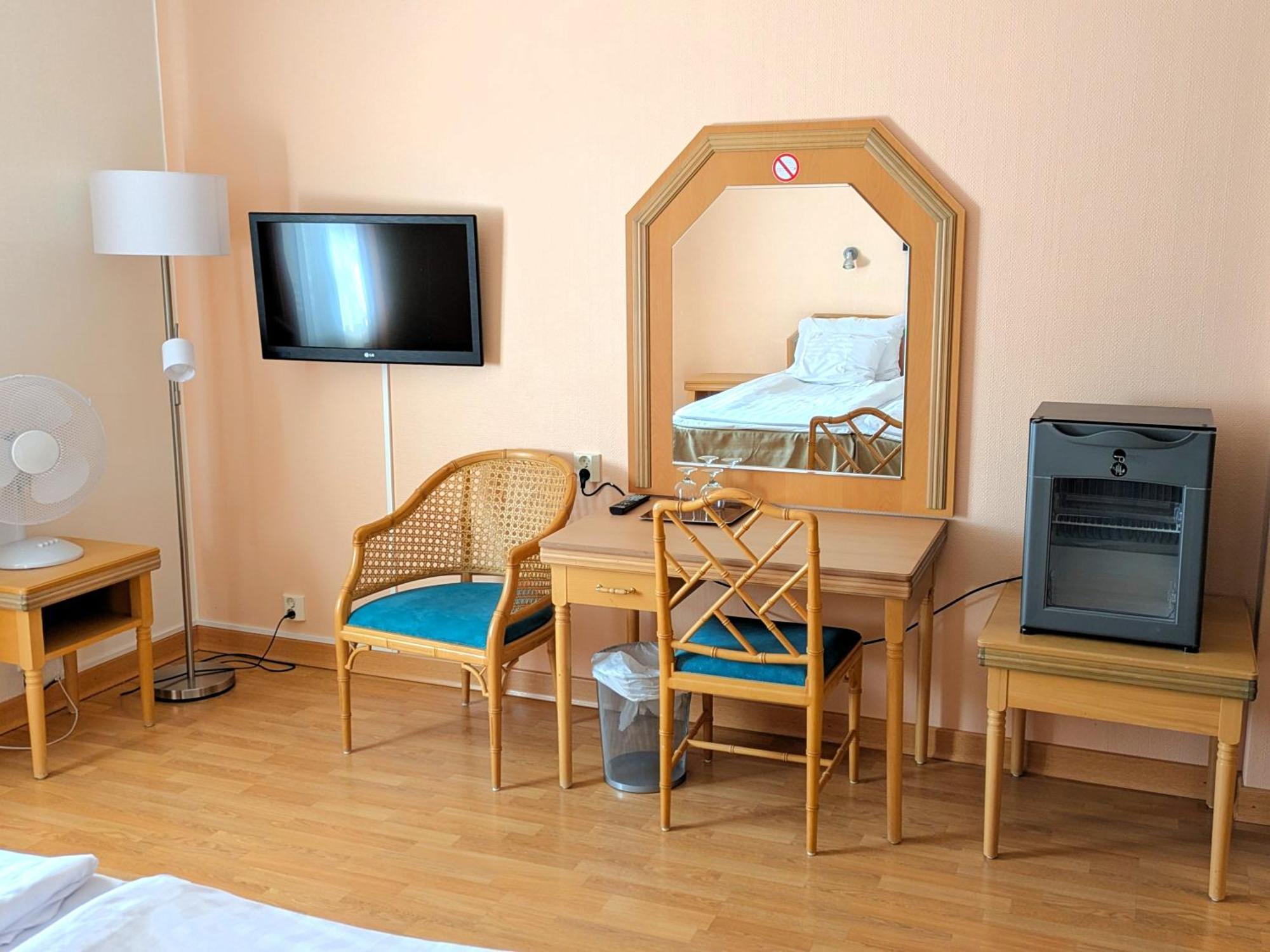 Hiisi Hotel Turku Seaport Extérieur photo