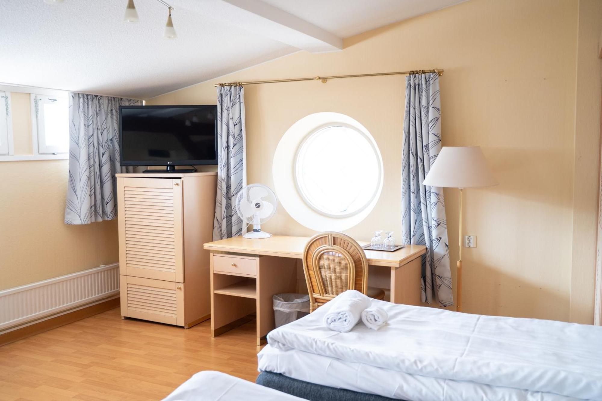 Hiisi Hotel Turku Seaport Extérieur photo