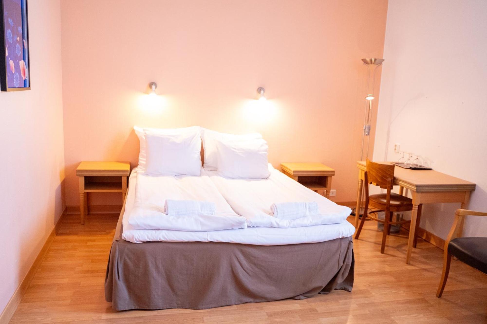 Hiisi Hotel Turku Seaport Extérieur photo