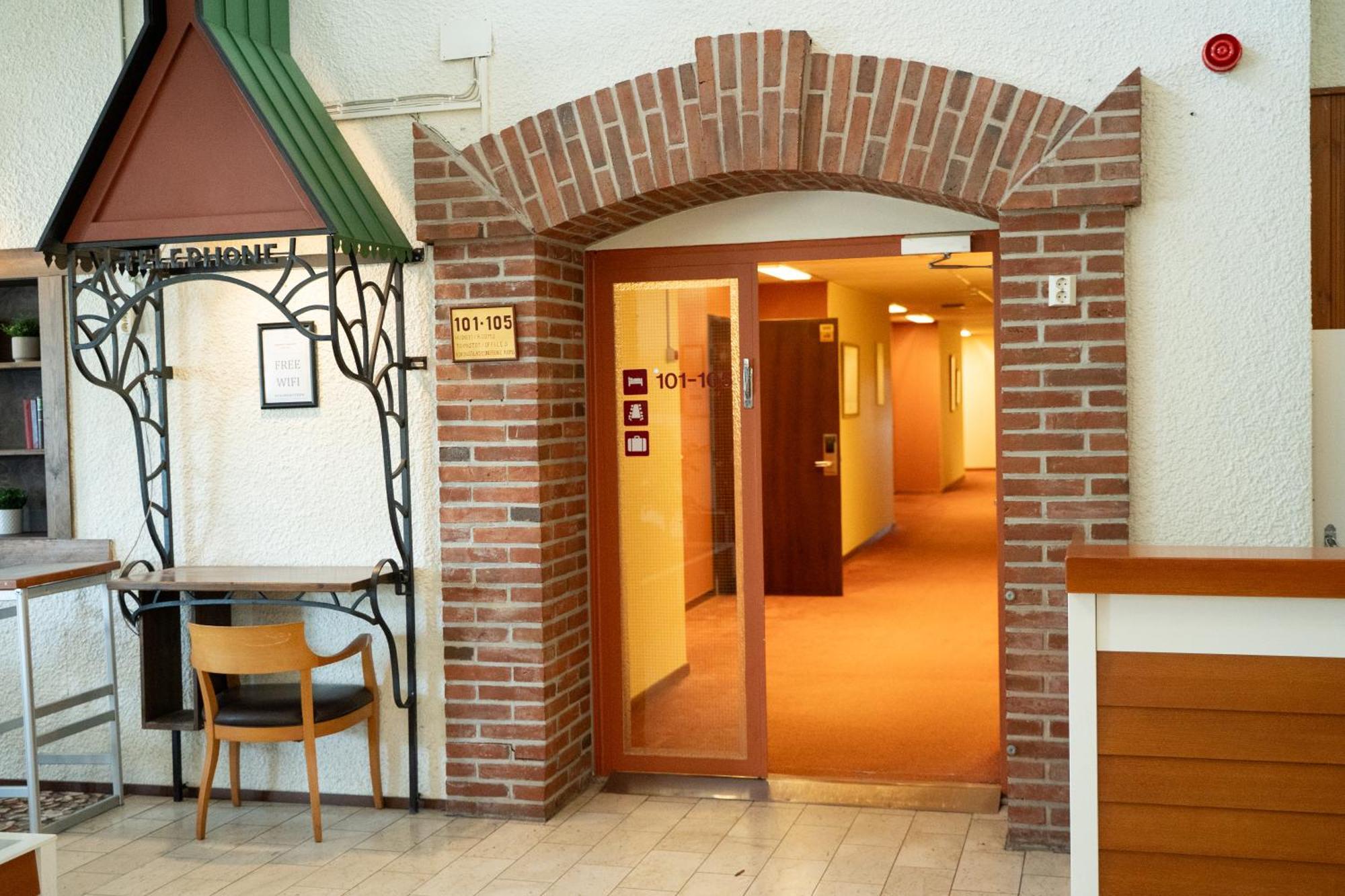 Hiisi Hotel Turku Seaport Extérieur photo