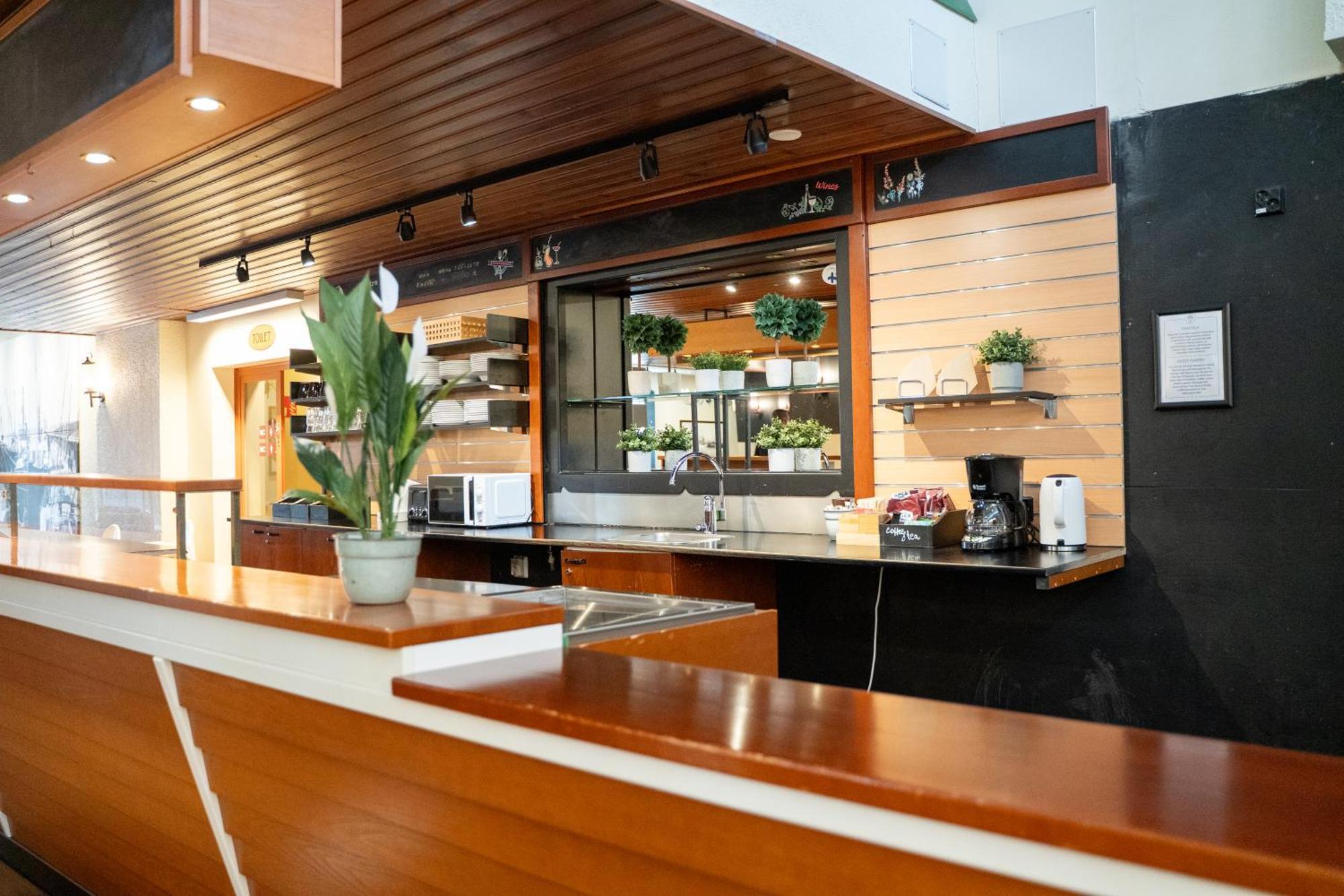 Hiisi Hotel Turku Seaport Extérieur photo