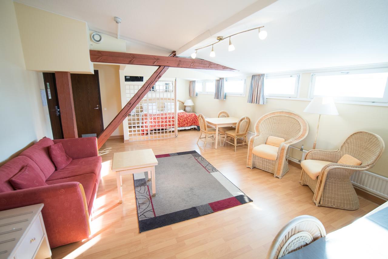 Hiisi Hotel Turku Seaport Extérieur photo